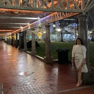 Long sleeve cream dress - Women's size large